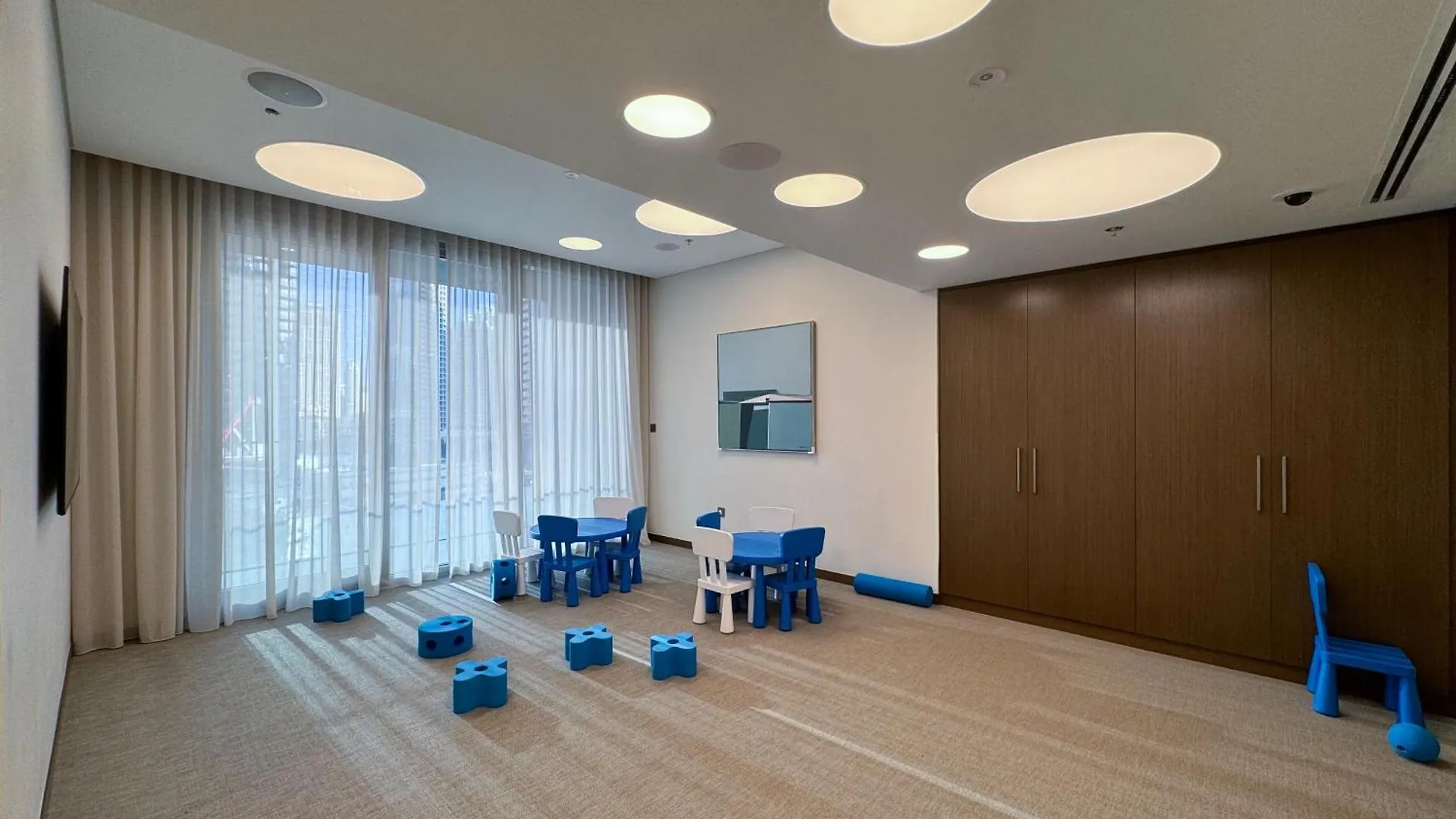 Magnificent - Cozy 2 Bhk Retreat In Downtown Dubai Apartment