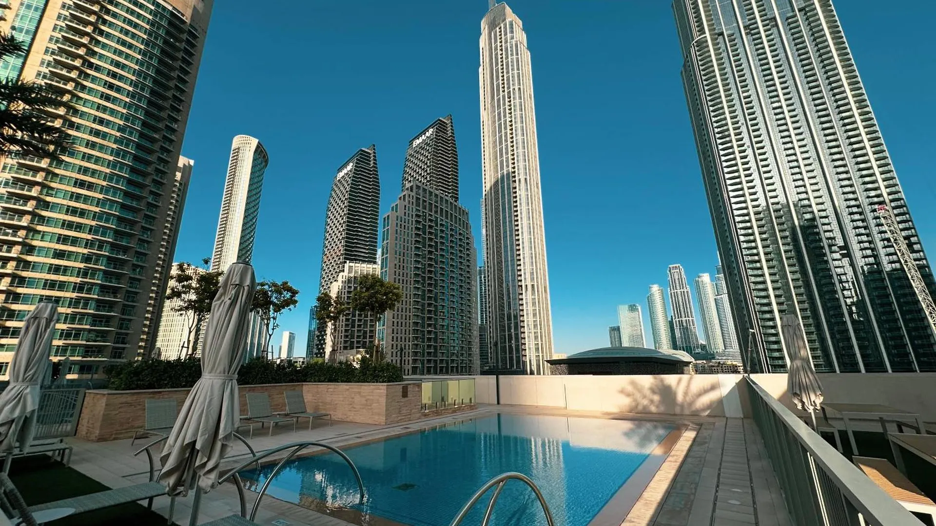 Magnificent - Cozy 2 Bhk Retreat In Downtown Dubai Apartment